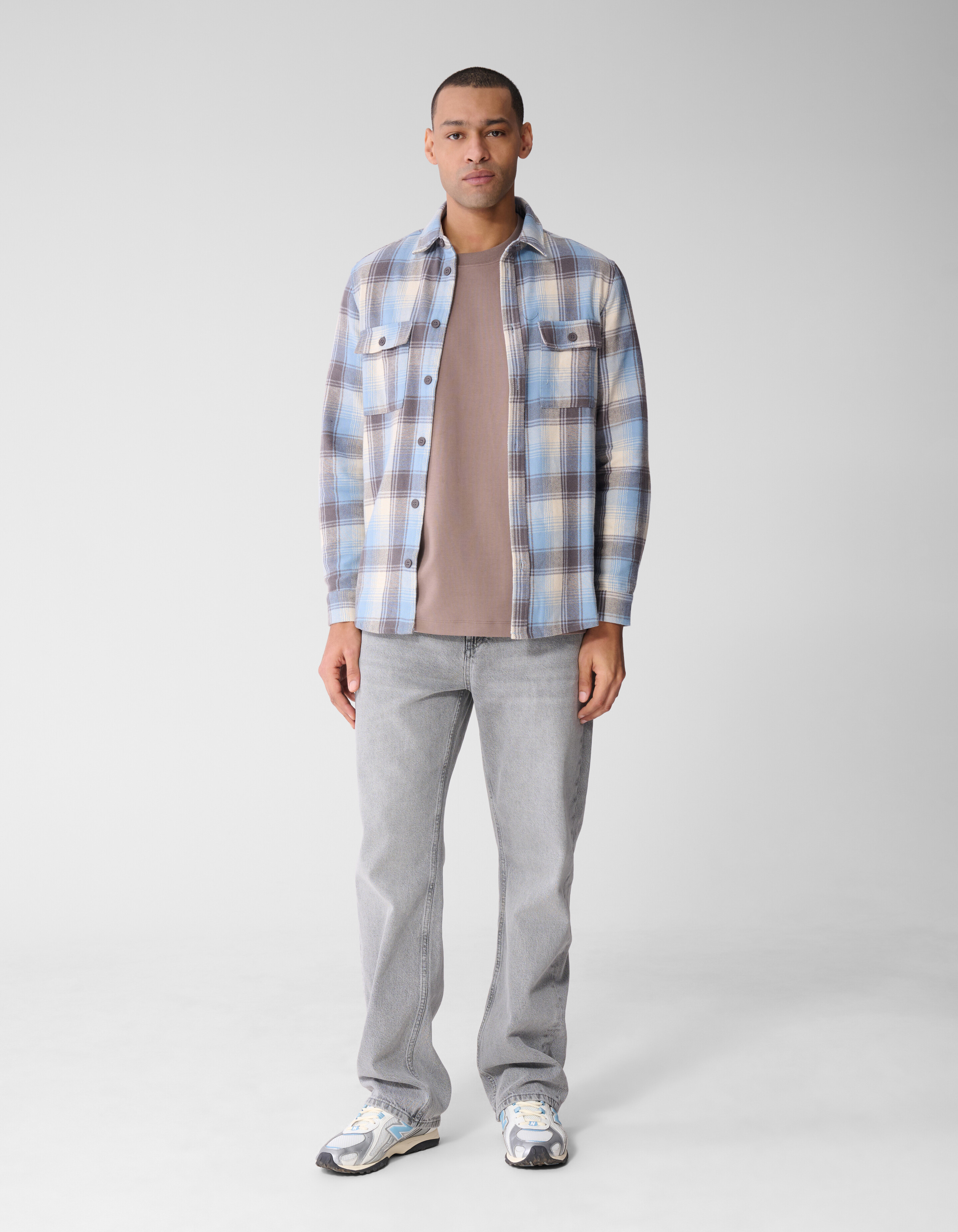 Relaxed Fit Jeans Hellgrau L32 SHOEBY MEN