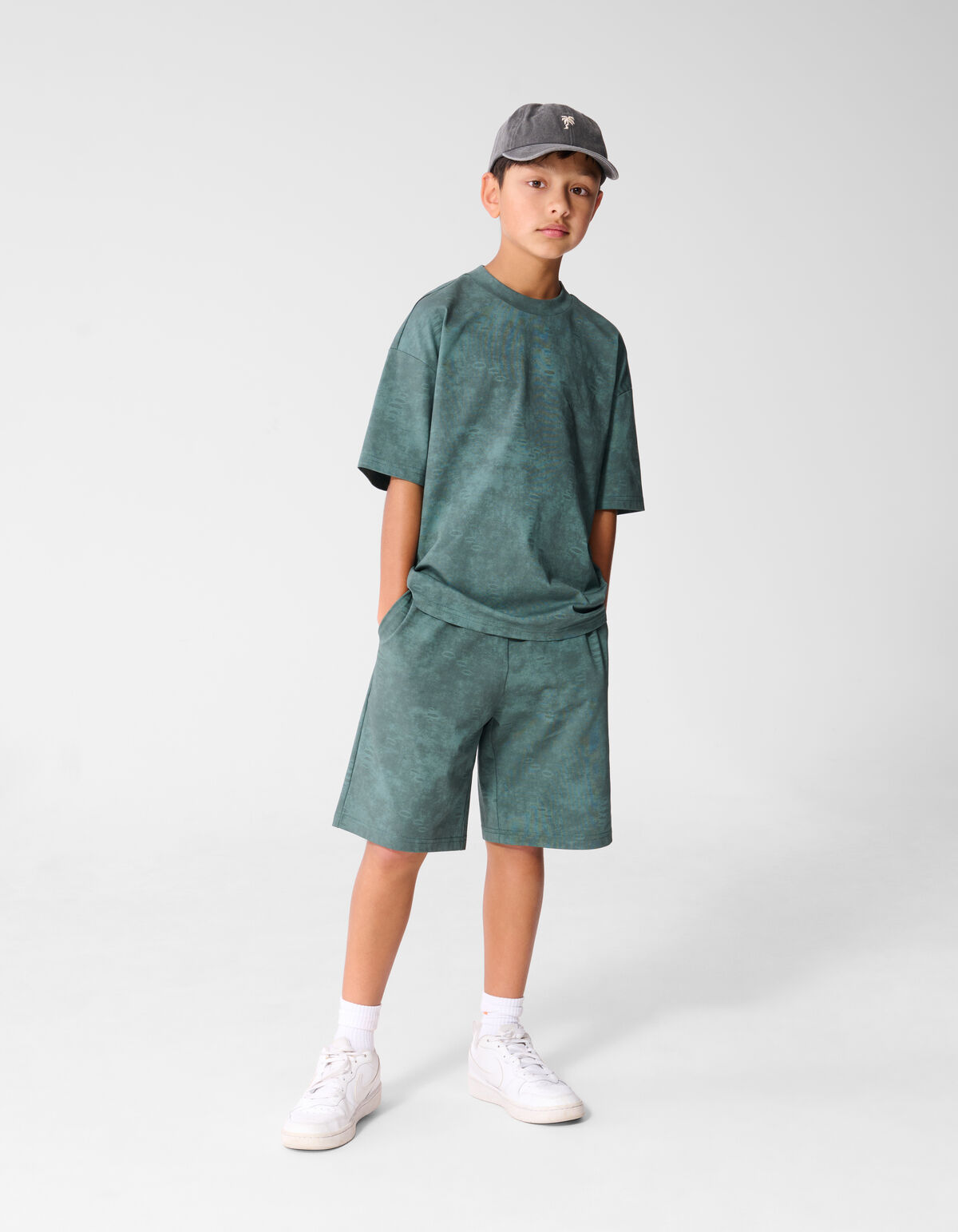 Verwaschenes T-Shirt Gr&uuml;n SHOEBY BOYS