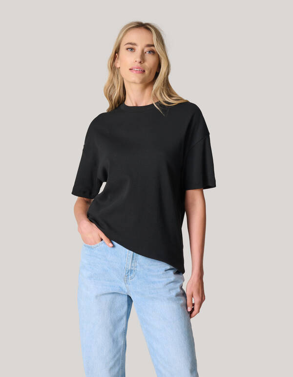 Basic-T-Shirt in Übergröße Schwarz SHOEBY WOMEN