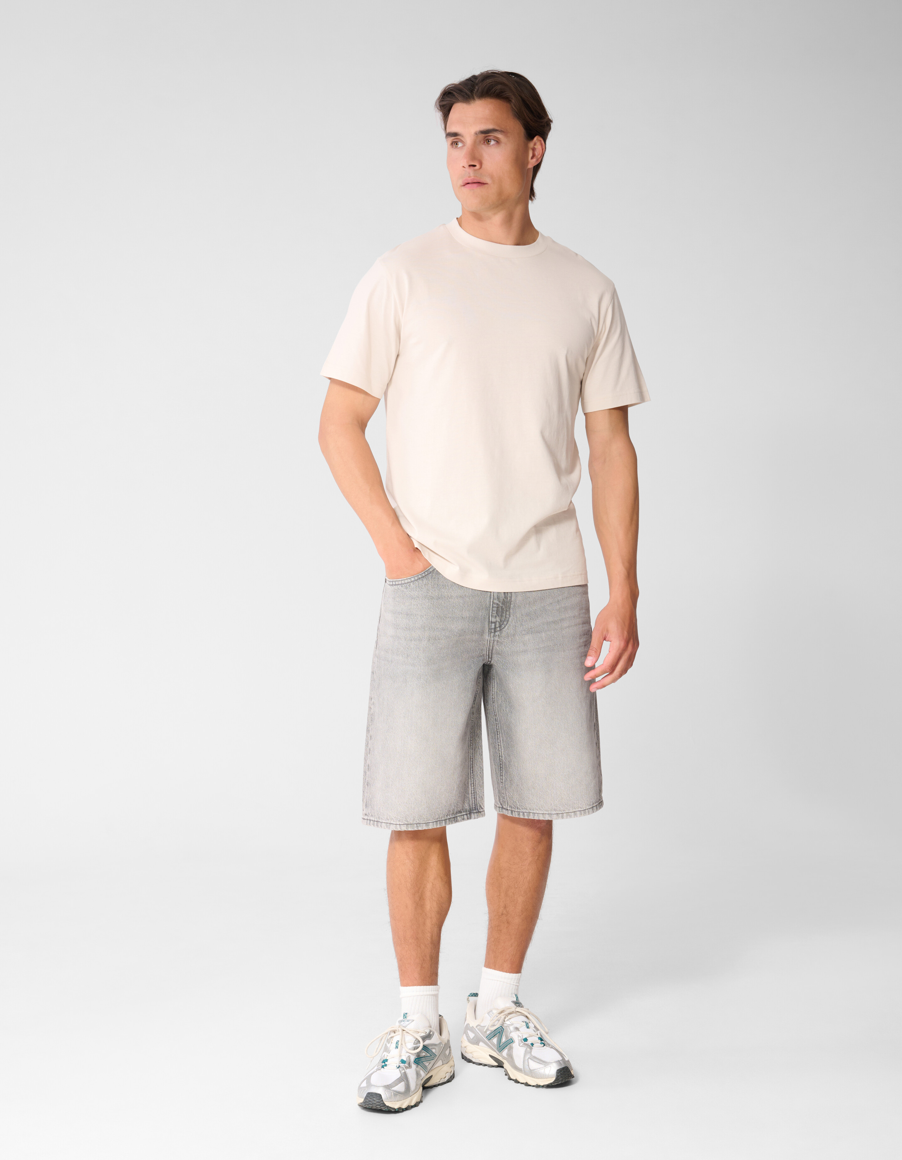 Logo-Kreis-Kunstwerk T-Shirt Sand SHOEBY MEN