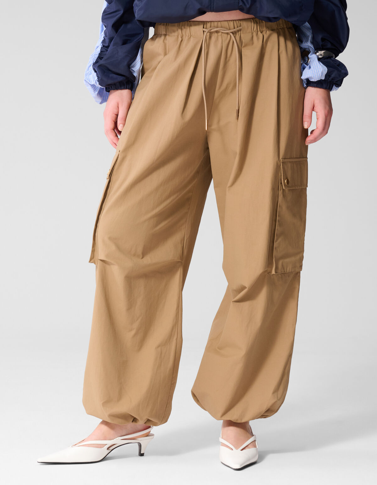 Weit geschnittene Cargohose Sand SHOEBY WOMEN