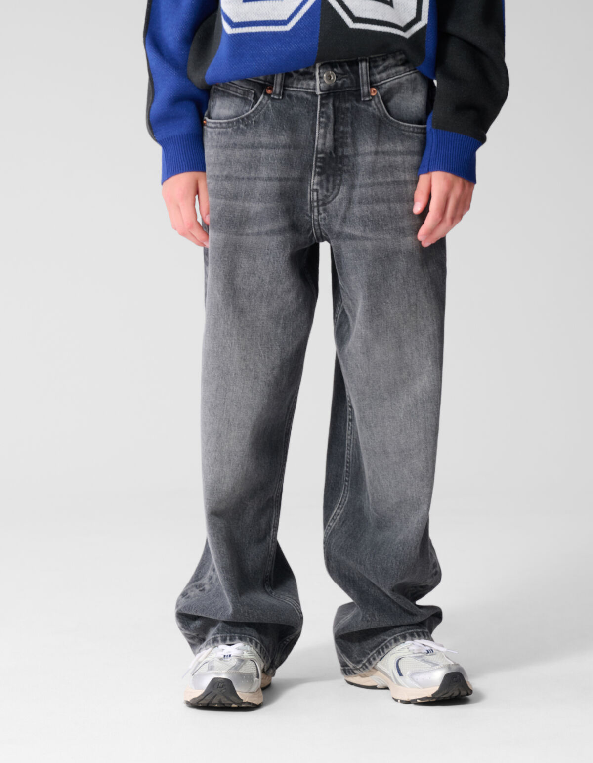 Ultra Baggy Fit Jeans Dunkelgrau SHOEBY BOYS