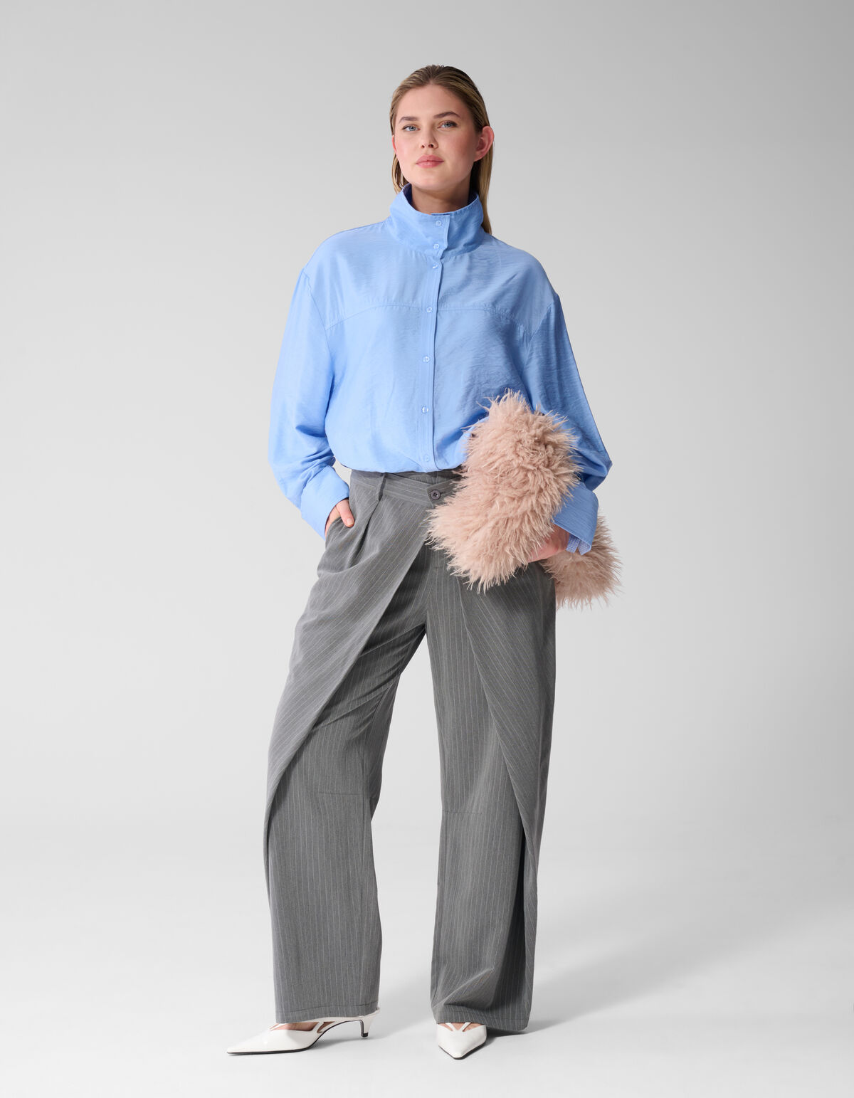 Nadelstreifen-Faltenhose Dunkelgrau SHOEBY WOMEN
