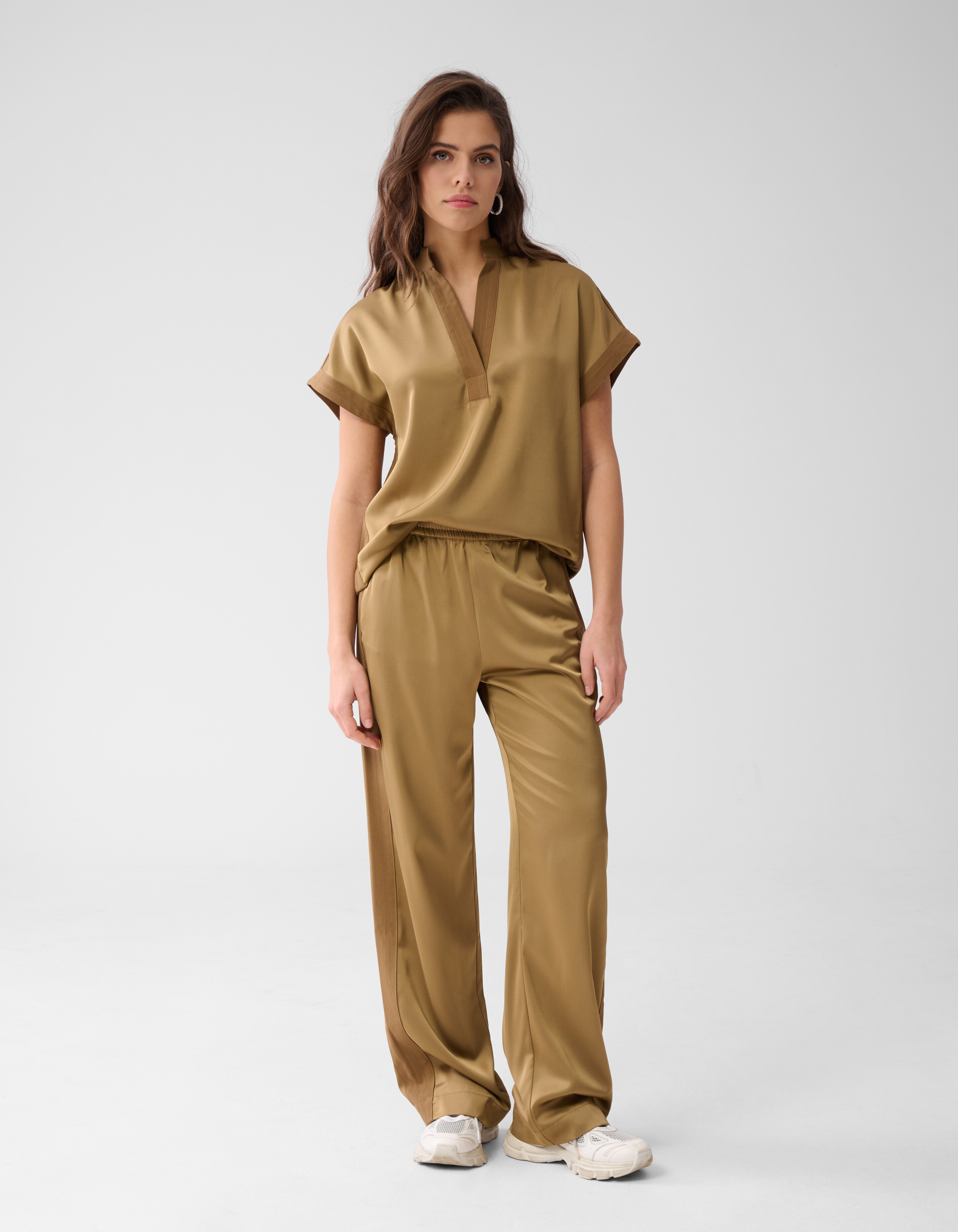 Satin Hose mit weitem Bein Camel SHOEBY WOMEN