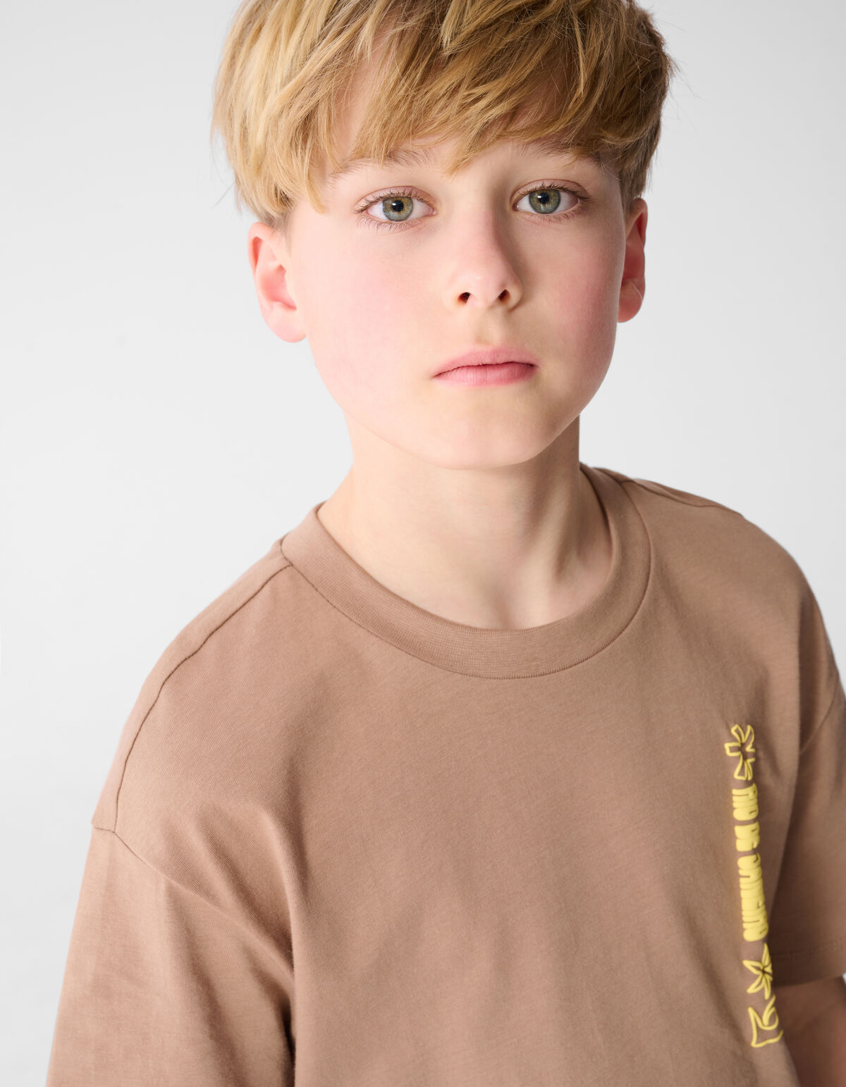 Holiday Artwork T-Shirt Hellbraun SHOEBY BOYS