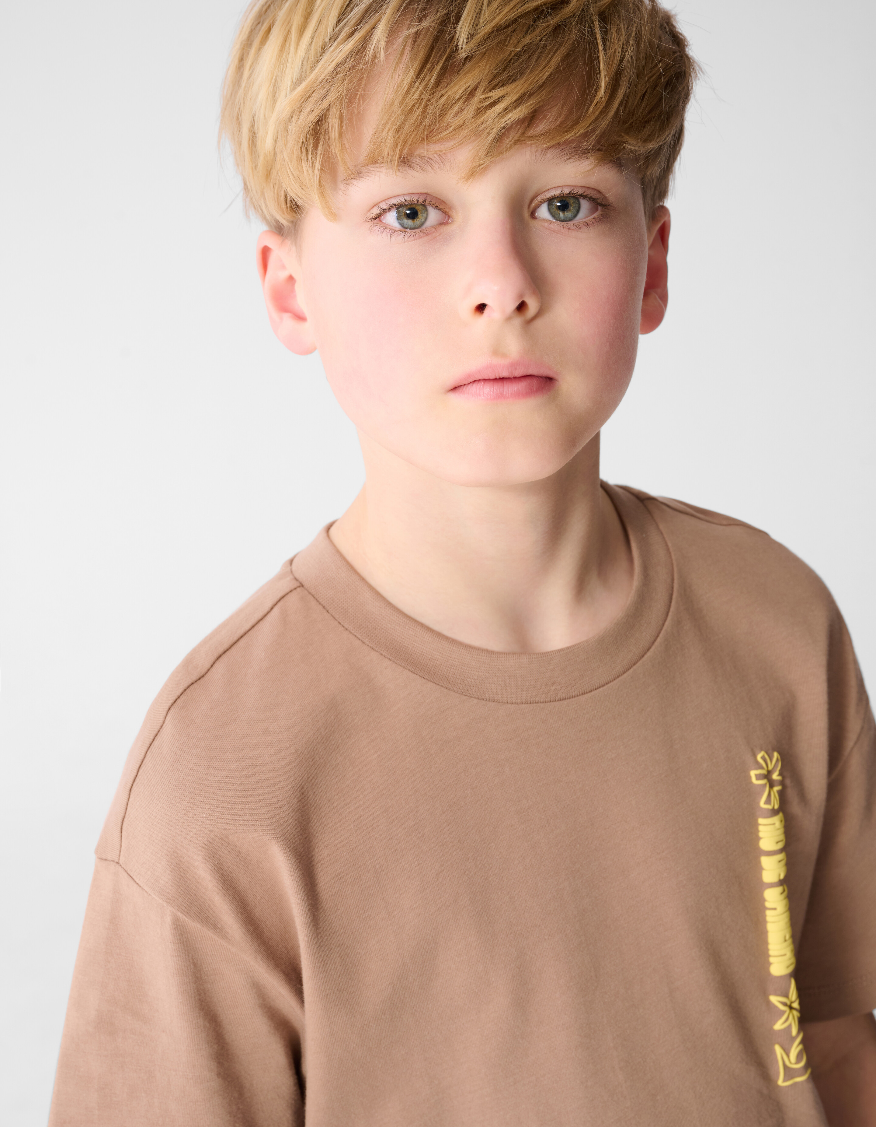Holiday Artwork T-Shirt Hellbraun SHOEBY BOYS