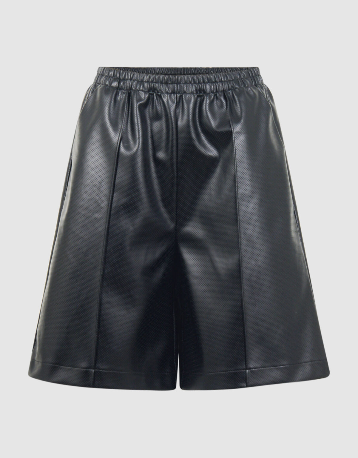 Relaxed Fit Vegane Leder Shorts Schwarz SHOEBY WOMEN