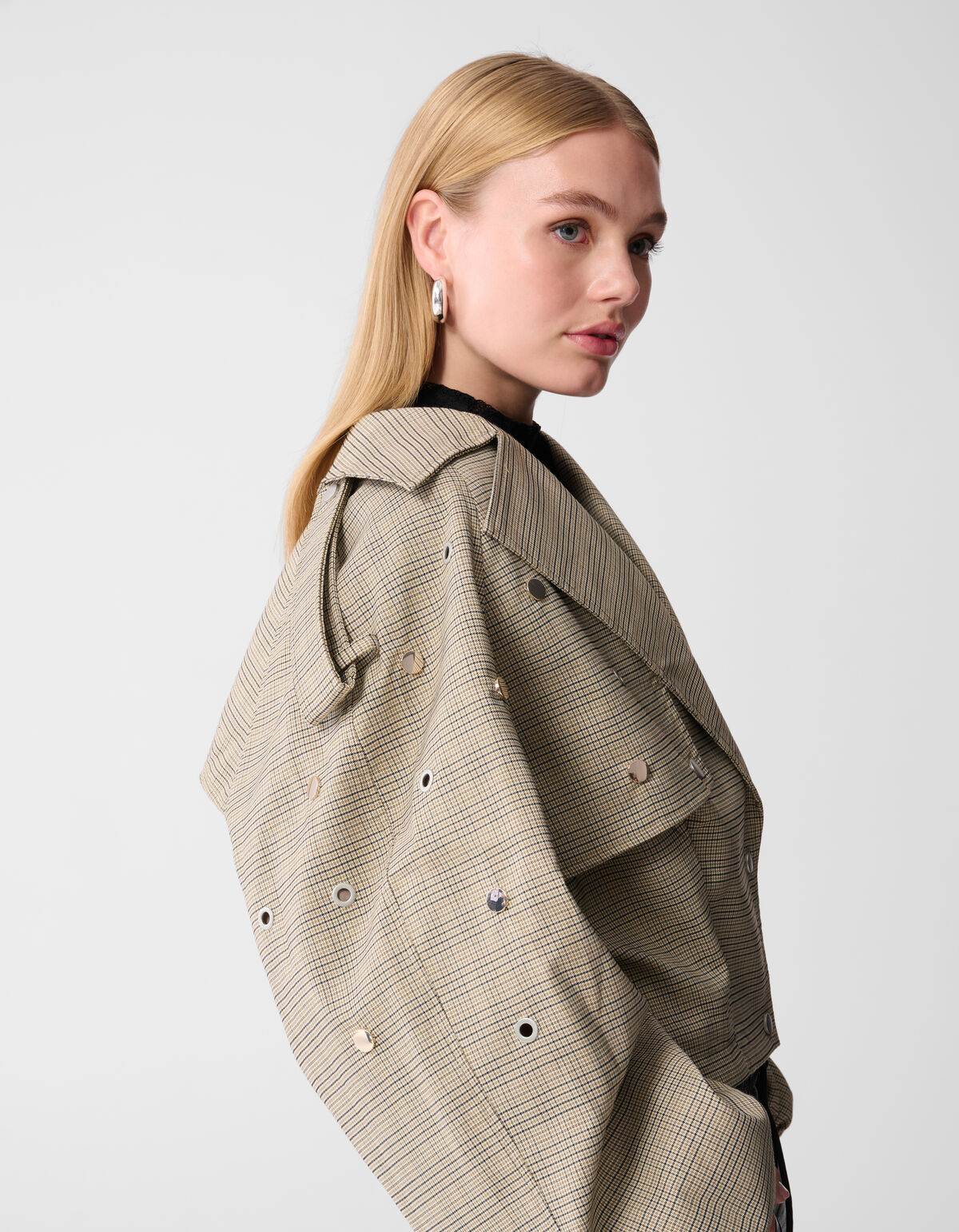 Karierte Trenchjacke mit Nieten Hellbraun SHOEBY WOMEN