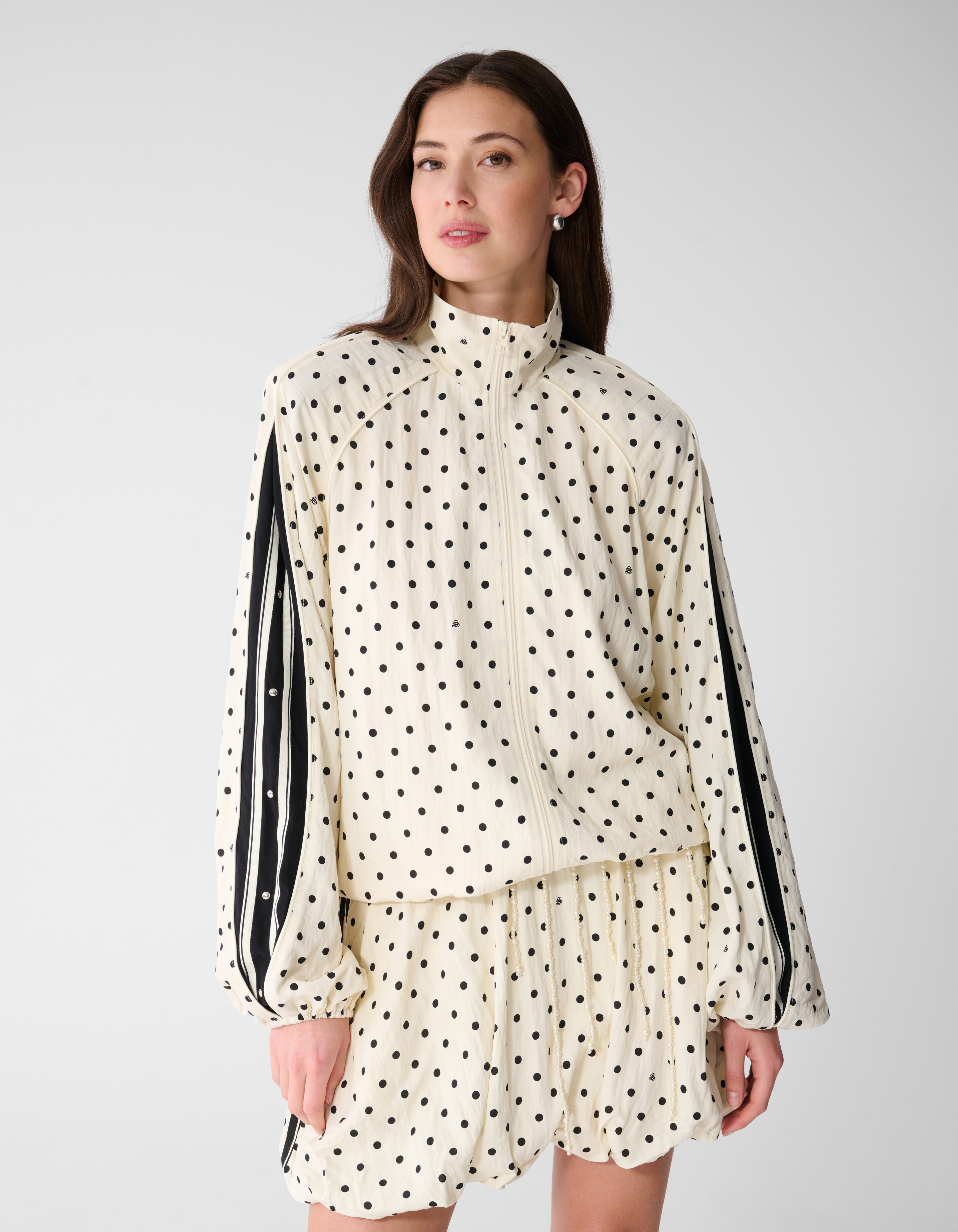 Oversized Polkadot Jack gebrochenes Wei&szlig; SHOEBY WOMEN