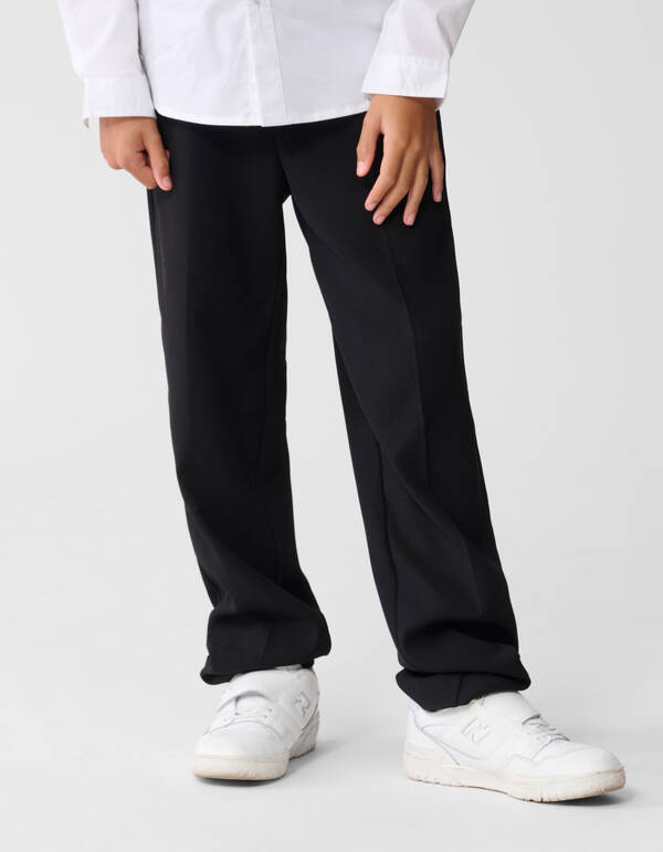 Basic Straight Fit Hose Schwarz SHOEBY BOYS