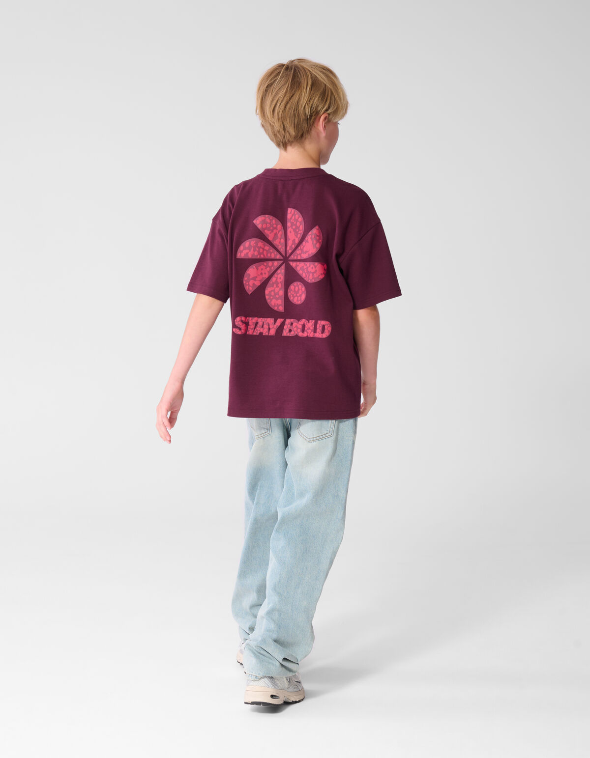Stay Bold T-Shirt mit auff&auml;lligem Motiv, Dunkelrot SHOEBY BOYS