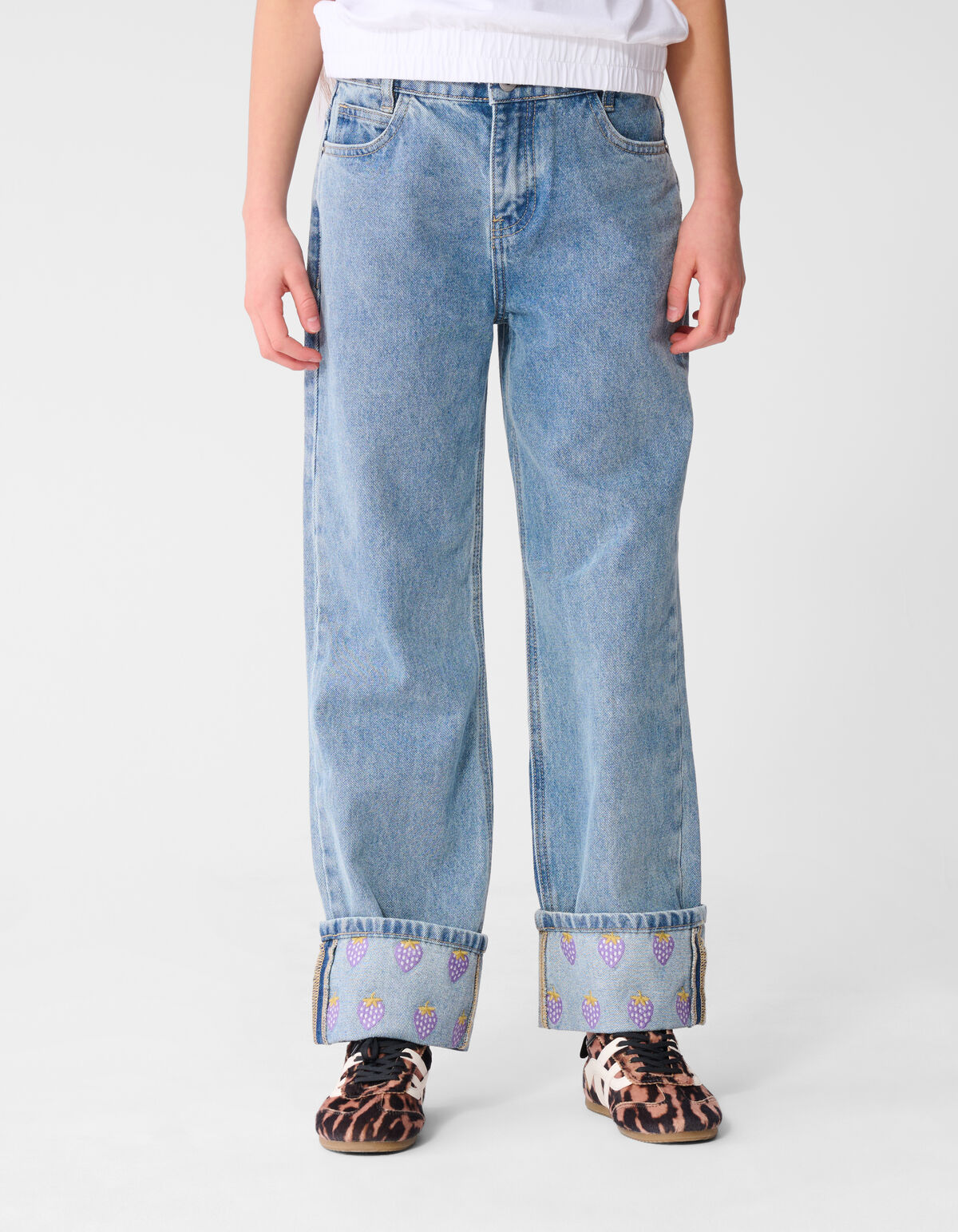 Bestickte Jeans mit weitem Bein, gebleicht SHOEBY GIRLS