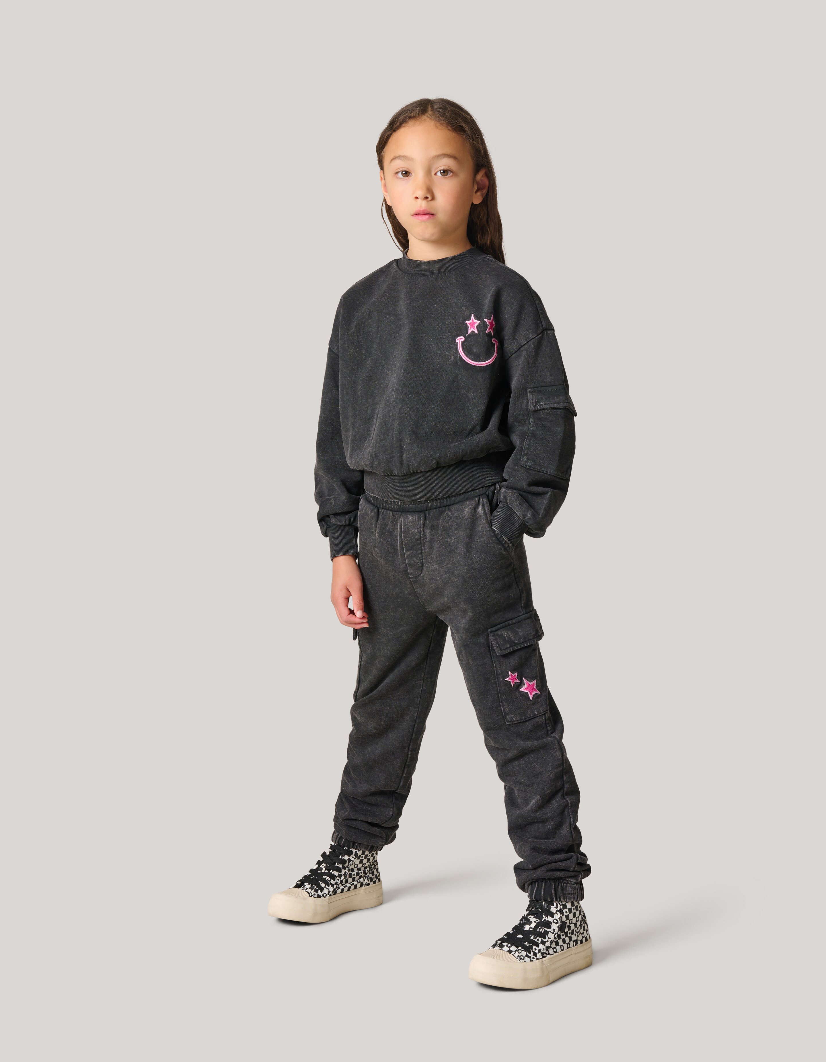 Bestickter Pullover Dunkelgrau SHOEBY GIRLS