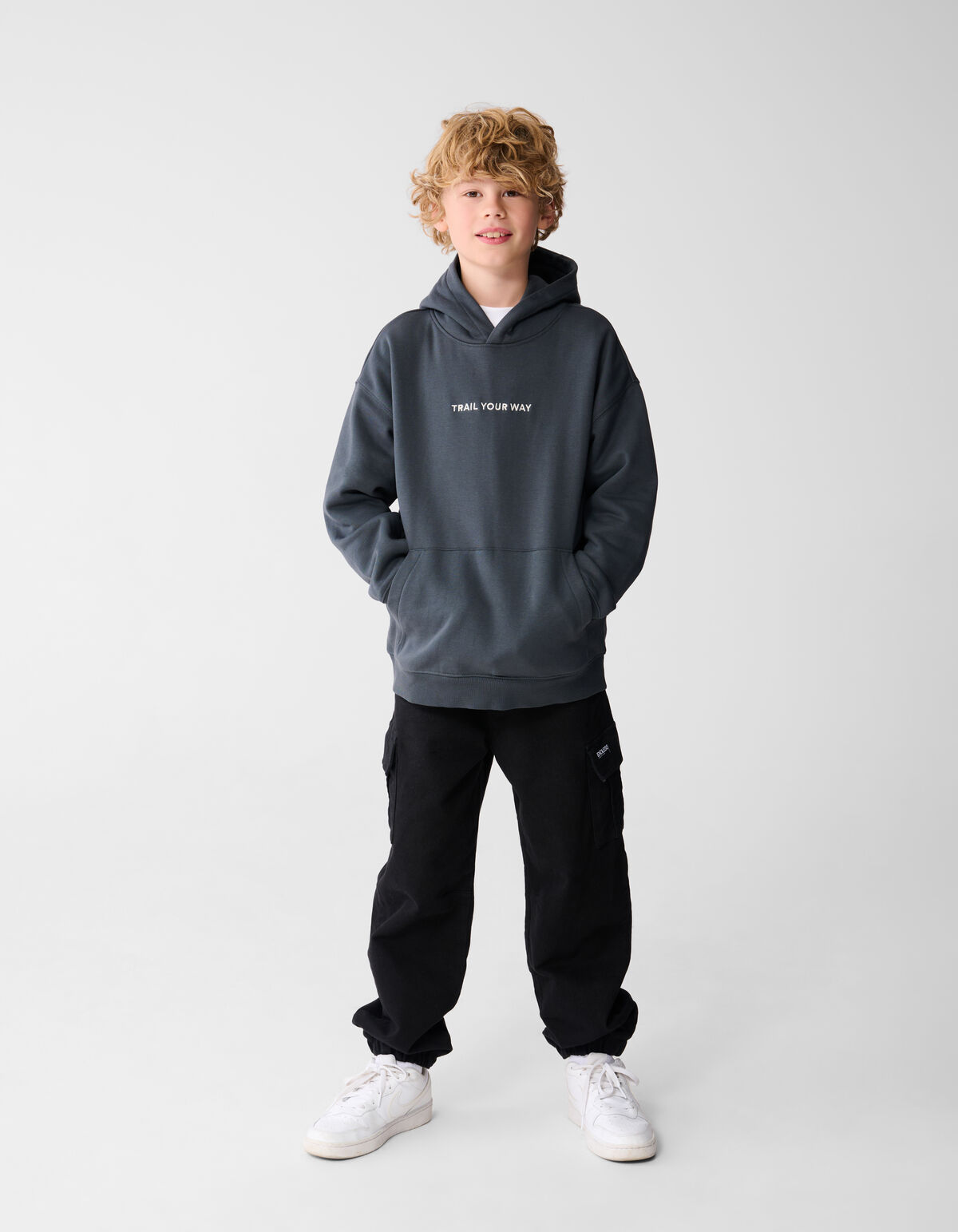 Trail Artwork Hoodie Dunkelgrün SHOEBY BOYS