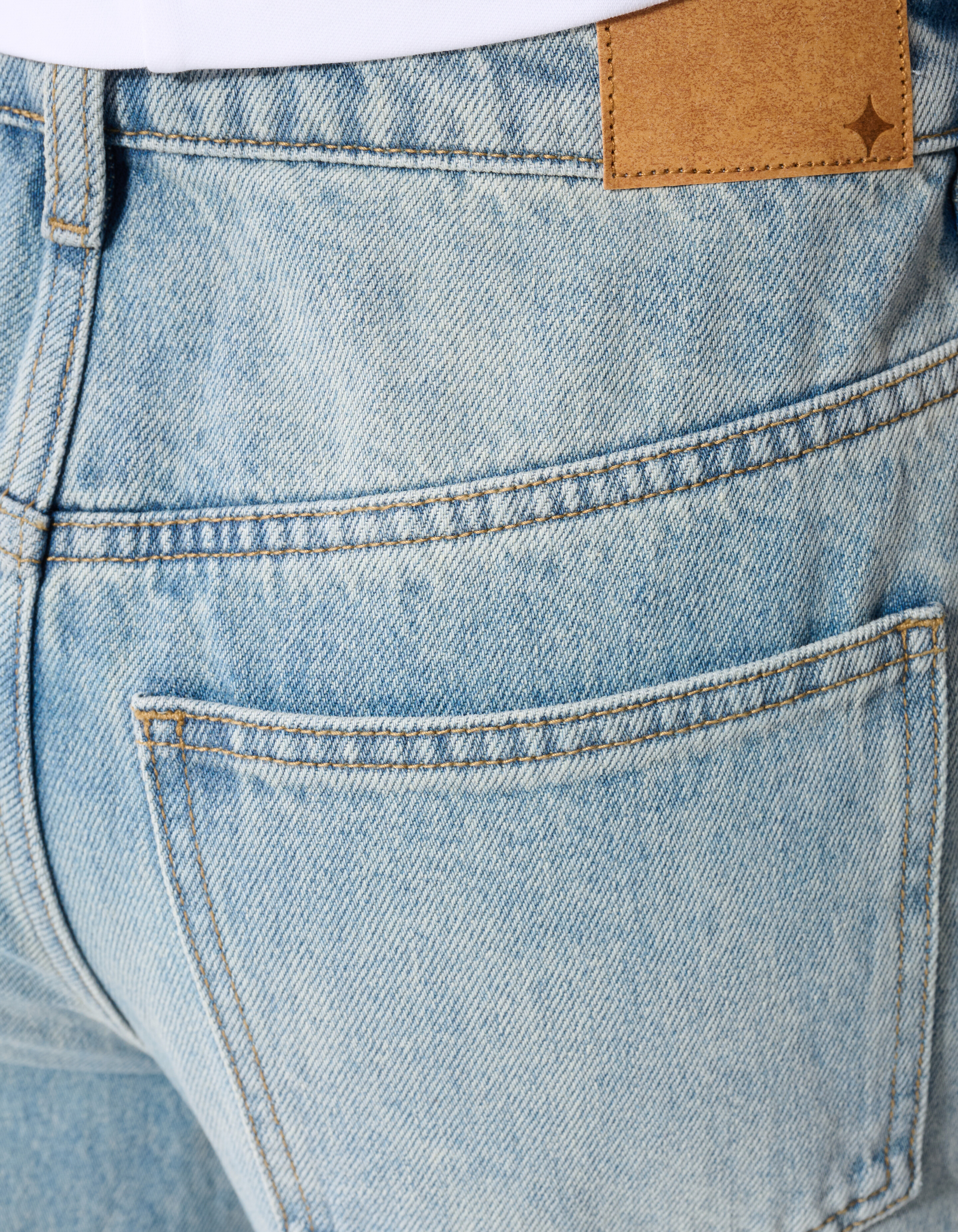 Heavy Barrel Fit Jeans Hellblau SHOEBY WOMEN