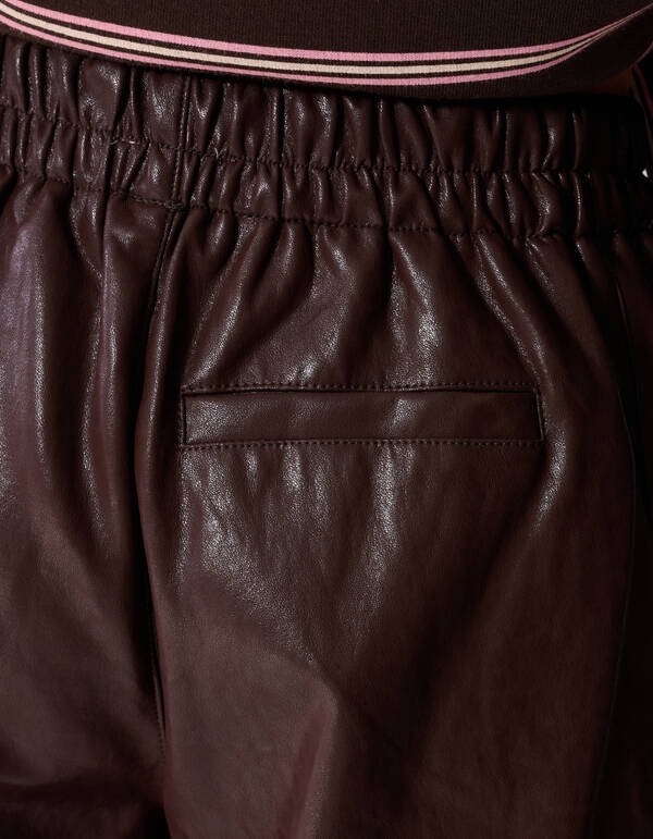 Vegane Ledershorts dunkelbraun SHOEBY GIRLS