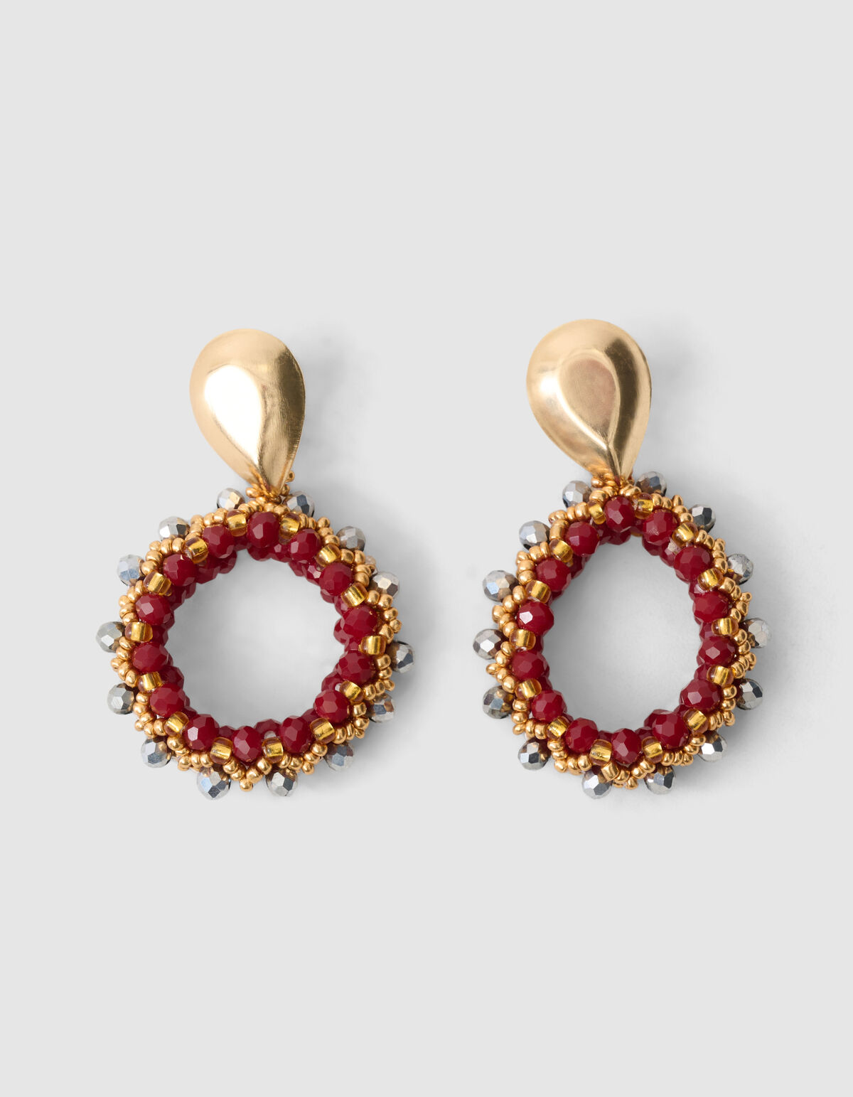 Perlenbesetzte oval Ohrringe Rot SHOEBY ACCESSOIRES