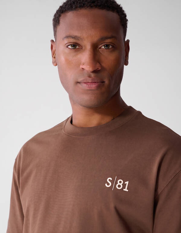 Text Print T-Shirt Dunkelbraun SHOEBY MEN