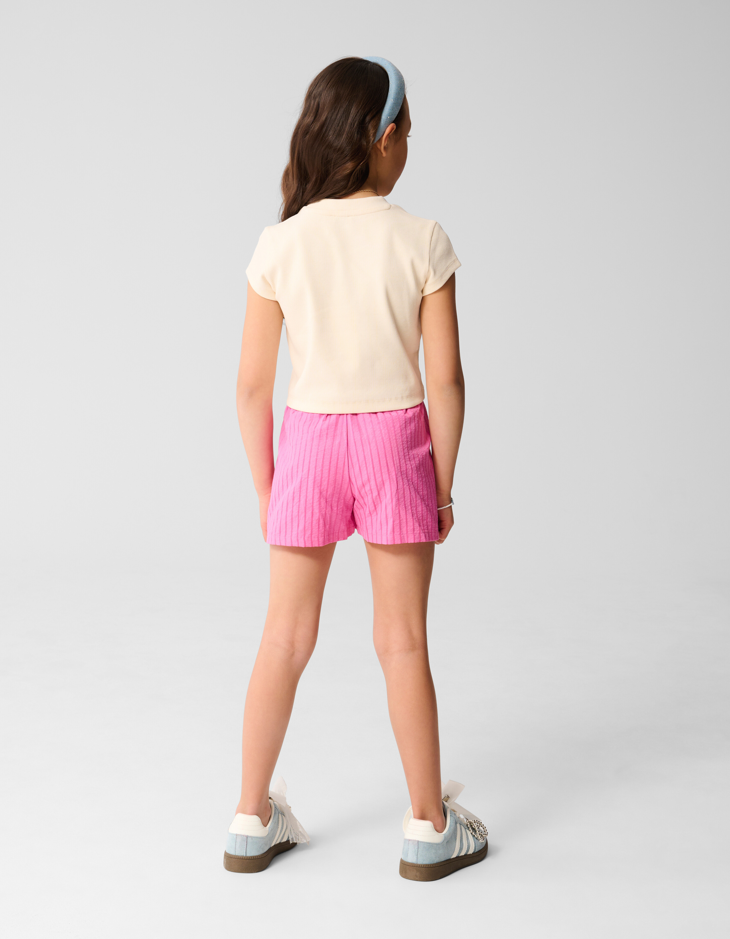 L'amour Crop Top Off White SHOEBY GIRLS