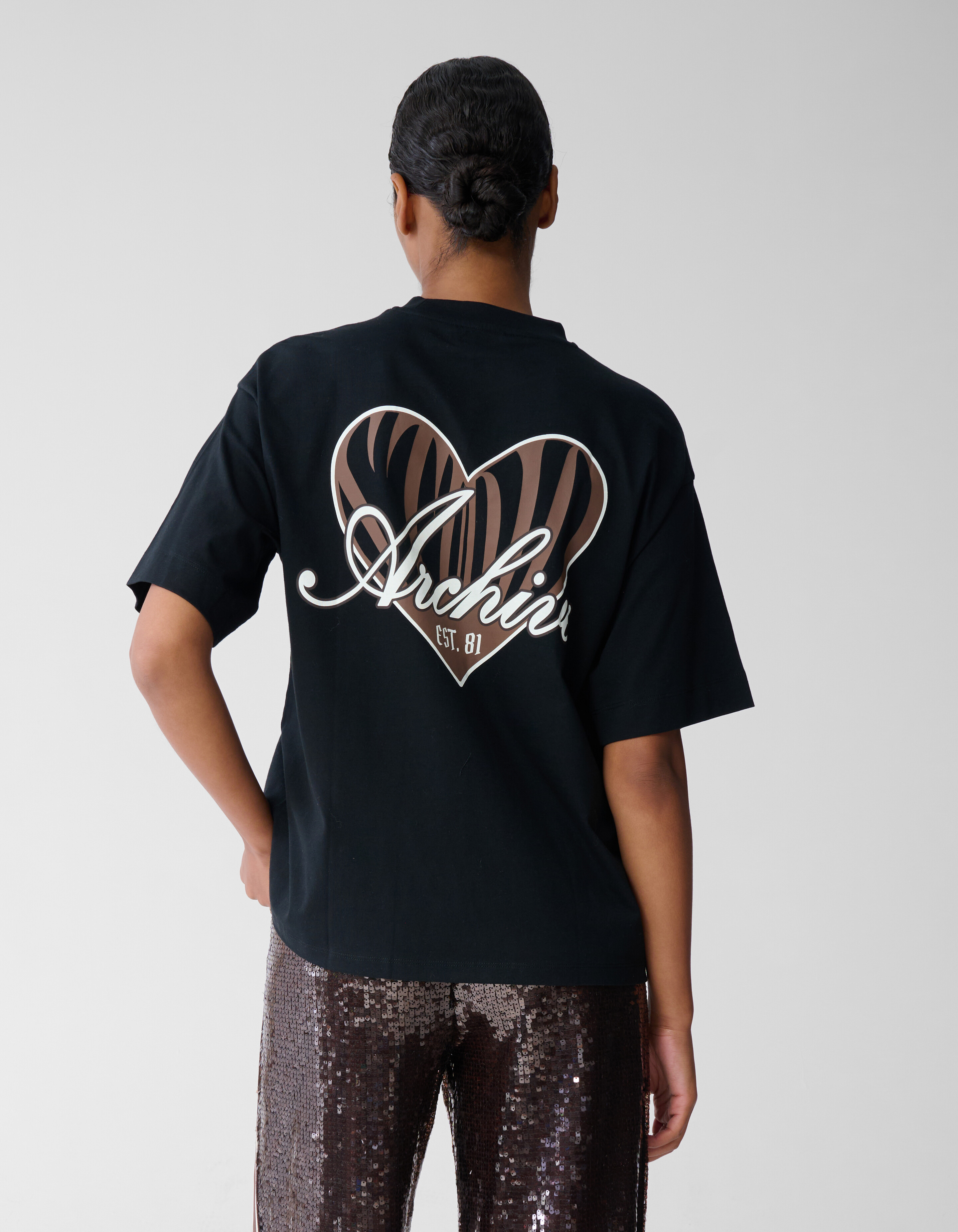 T-Shirt mit Herz-Motiv auf der R&uuml;ckseite, Schwarz SHOEBY WOMEN