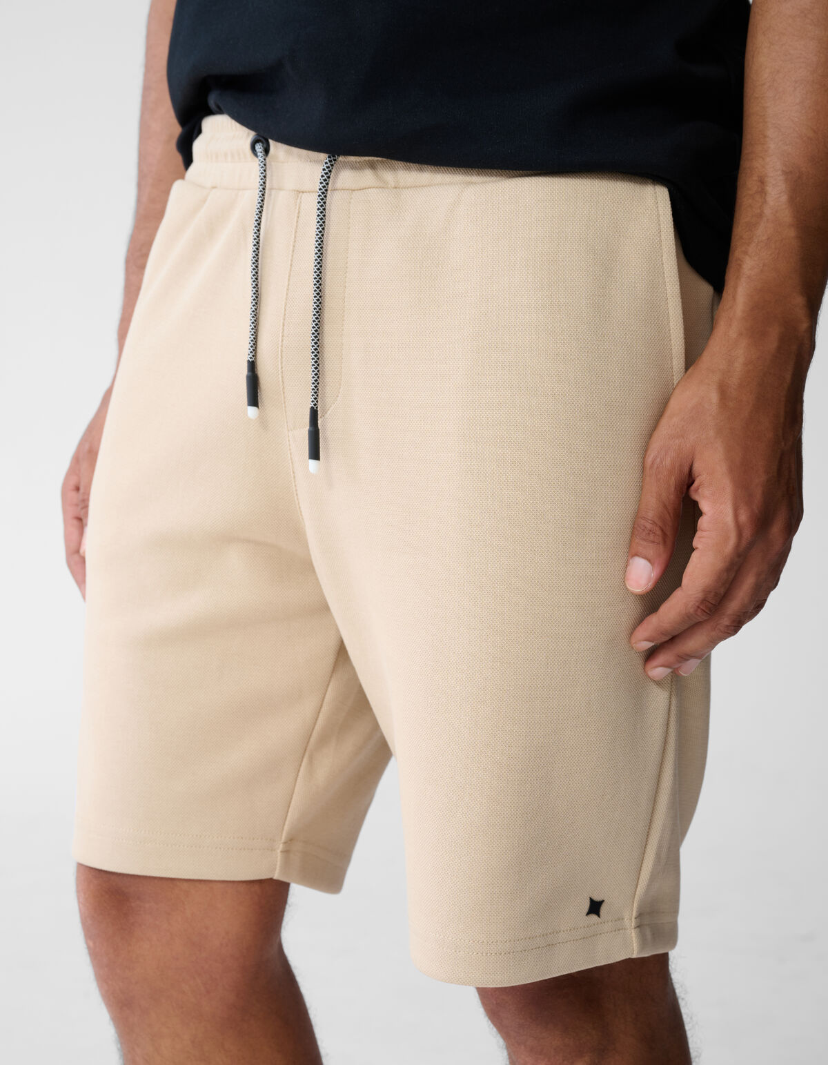 Piqu&eacute; Logo Shorts Sand SHOEBY MEN