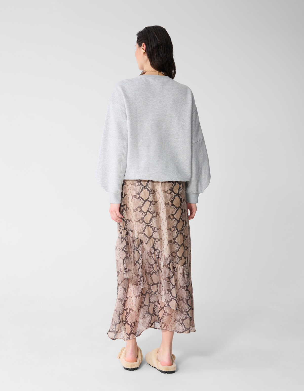 &Uuml;bergro&szlig;er Pullover mit gro&szlig;en &Auml;rmeln Hellgrau SHOEBY WOMEN