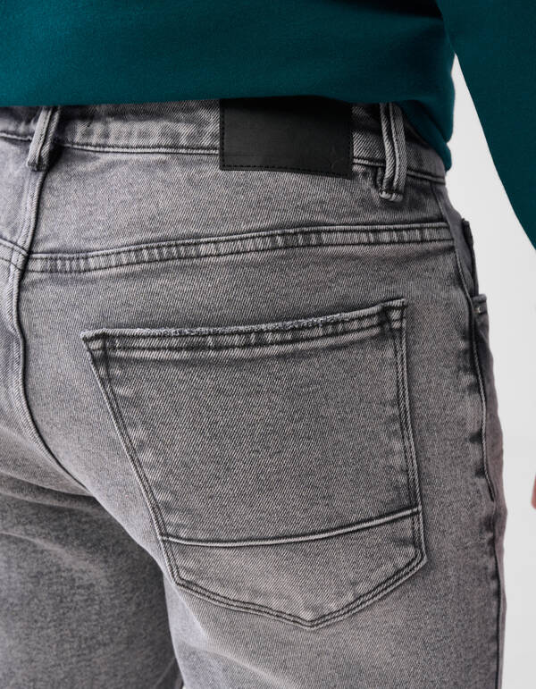 Taillierte Jeans Grau L32 SHOEBY MEN