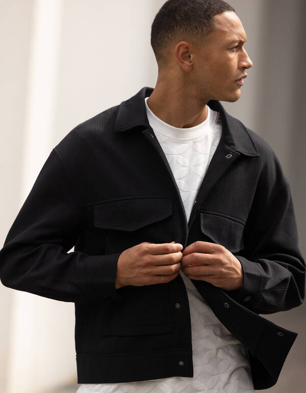 Jacquard Spark Logo T-Shirt Off-White SHOEBY MEN