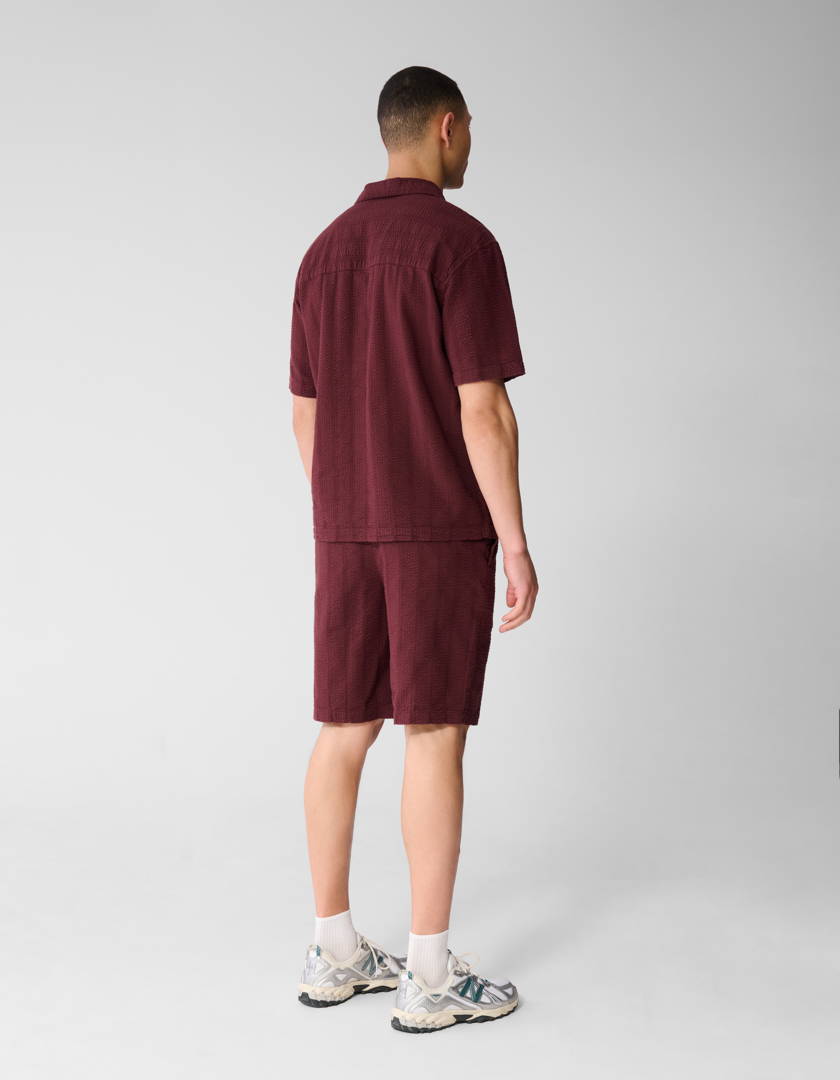 Seersucker-Streifen-Short Dunkelrot SHOEBY MEN
