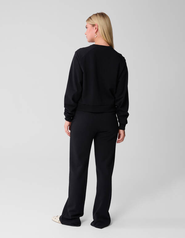Pullover mit gro&szlig;en Schultern in Schwarz SHOEBY WOMEN