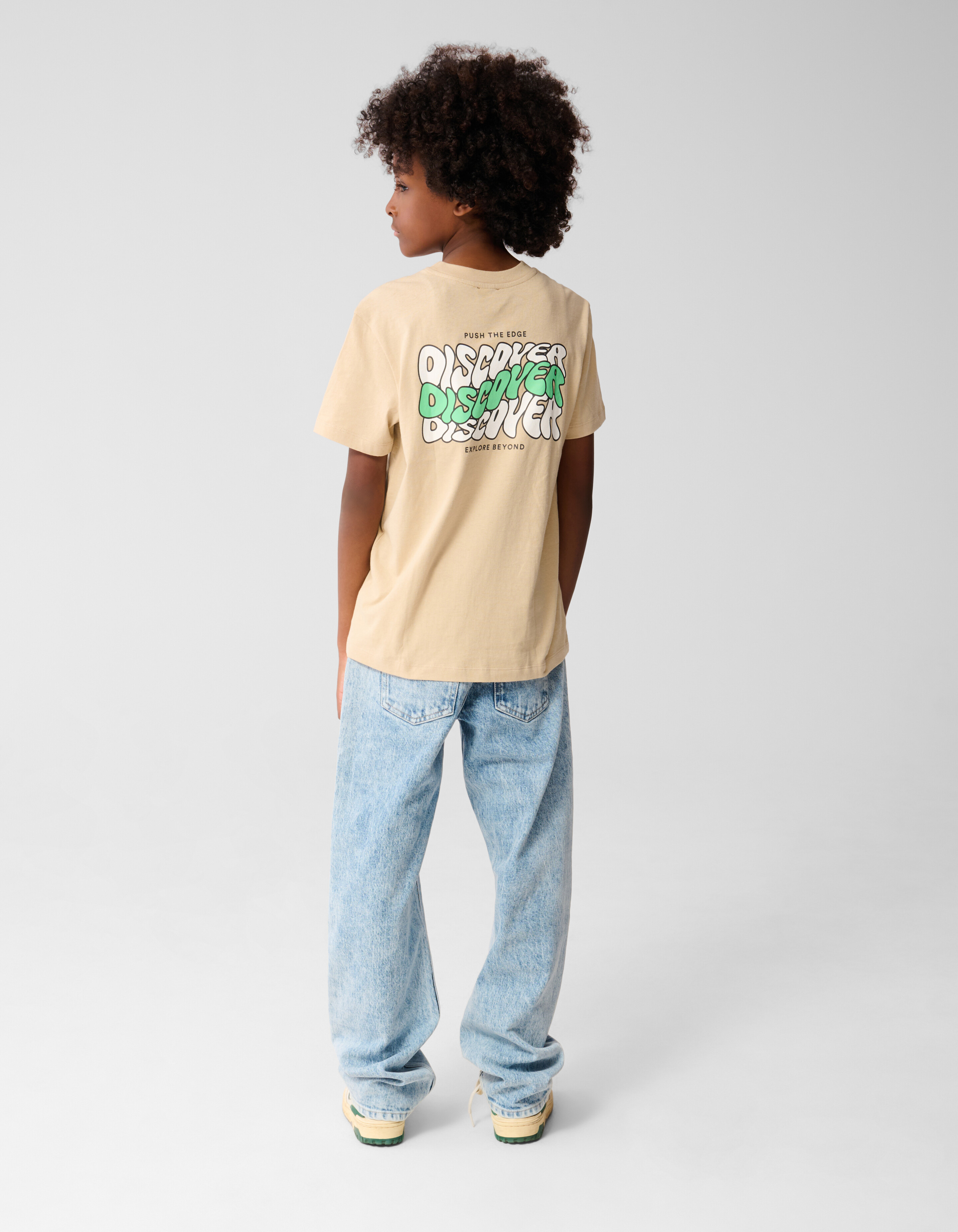 Baggy Fit Jeans Gebleicht SHOEBY BOYS