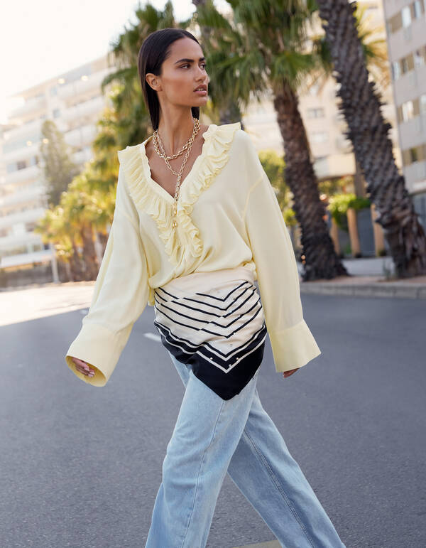 &Uuml;bergro&szlig;e Volantbluse Hellgelb SHOEBY WOMEN